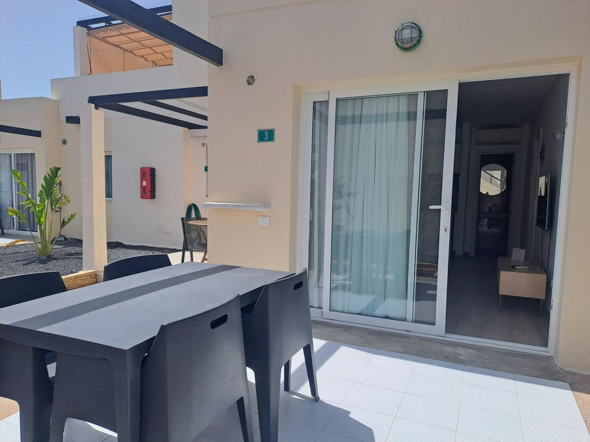 Homeforguest Apartamento Alisios 1 Con Piscina En Корралехо Екстер'єр фото